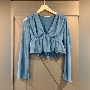 Abercrombie & Fitch Cropped Bell Sleeve Top Size Small